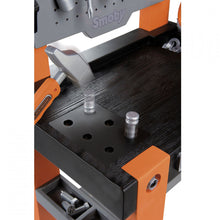 Carregar imatge al visor de la galeria, Banc de Treball Black&Decker