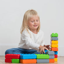 Cargar imagen en el visor de la galería, Bloques de construcción Junior Bricks 140 con Puertas y Ventanas