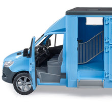 Cargar imagen en el visor de la galería, Camioneta Mercedes Benz Sprinter de transporte de caballos