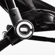 Carregar imatge al visor de la galeria, Tricicle Convertible SmarTrike STR 3 Plus - Negre
