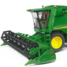 Load image into Gallery viewer, John Deere T670i toy combine harvester