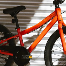 Load image into Gallery viewer, Batch 20" Kids' Bicycle