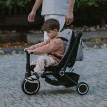 Carregar imatge al visor de la galeria, Tricicle Convertible SmarTrike Traveler Stroller Trike Everest - Blanc