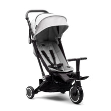 Carregar imatge al visor de la galeria, Tricicle Convertible SmarTrike Traveler Stroller Trike Everest - Blanc
