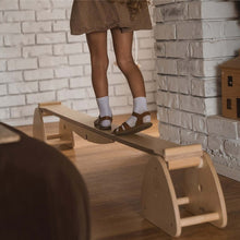 Carregar imatge al visor de la galeria, Barra d'eqilibri Pikler de fusta