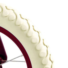 Cargar imagen en el visor de la galería, Bicicleta de equilibrio Hape color rojo