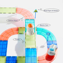Carregar imatge al visor de la galeria, Bloques Magnéticos con Coches y Pista de Carreras - 115 piezas