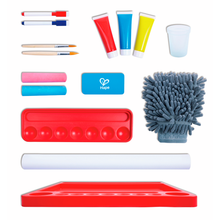 Cargar imagen en el visor de la galería, Pizarra para pintar el Pequeño Artista de Hape con accesorios