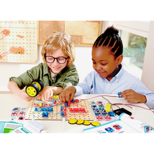 Cargar imagen en el visor de la galería, Juego de electrónica Circuit Explorer Lab Kit – Hape