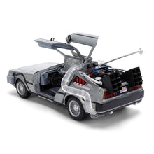 Cargar imagen en el visor de la galería, Coche DeLorean Time Machine – Regreso al Futuro 40 Aniversario – Jada Toys