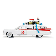 Carregar imagem no visualizador da galeria, Coche Cazafantasmas ECTO-1 Metálico Escala 1:24