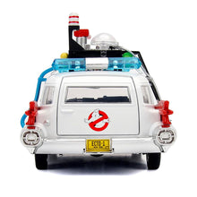 Carregar imagem no visualizador da galeria, Coche Cazafantasmas ECTO-1 Metálico Escala 1:24