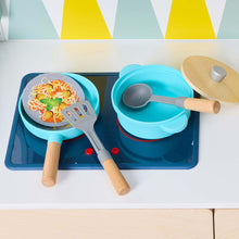 Cargar imagen en el visor de la galería, Cocina de juguete convertible Switch and Store - Hape
