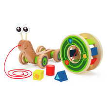 Cargar imagen en el visor de la galería, Caracol de Arrastre y Clasificador de Formas Hape