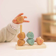 Cargar imagen en el visor de la galería, Juguete de corcho para contar y apilar de Korko