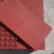 Load image into Gallery viewer, Pack of 2 assembleable rubber tiles