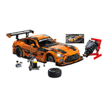 Carregar imatge al visor de la galeria, Mercedes-AMG GT3 CaDA Bricks 1:8 Taronja - 5.466 Peces