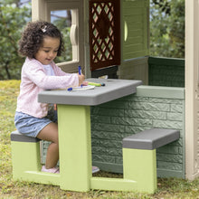 Cargar imagen en el visor de la galería, Mesa Picnic Para Casas De Juguete Smoby