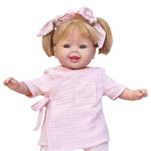 Cargar imagen en el visor de la galería, Muñeca Emma Coletas BOBBLE rosa de 42 cm