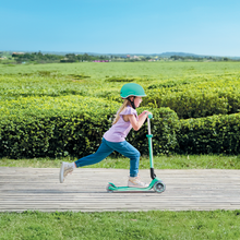 Load image into Gallery viewer, Patinete Primo Plegable con Luces a tres ruedas - Menta