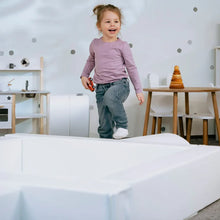 Load image into Gallery viewer, Iglu Heaven White Ball Pit
