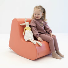 Cargar imagen en el visor de la galería, Silla Mecedora Infantil de Espuma IGLU