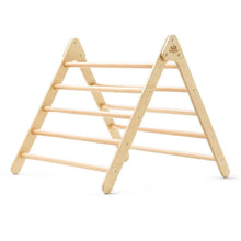 Carregar imatge al visor de la galeria, Triangle d'escalada Pikler de fusta plegable - Mitjà
