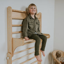 Carregar imatge al visor de la galeria, Triangle Pikler + Paret Sueca 2 en 1 - Natural