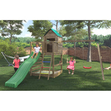 Cargar imagen en el visor de la galería, Parque infantil con casita de madera y arenero