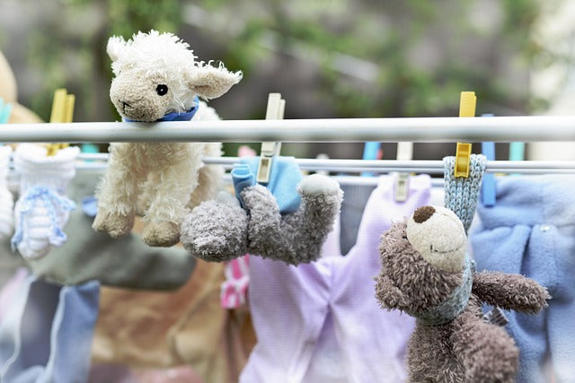 How to Clean and Disinfect Your Baby's Toys: Practical Guide