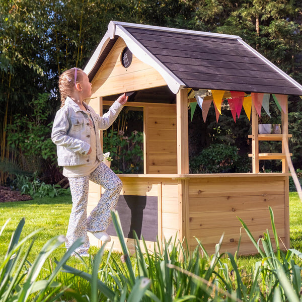 Casita infantil de madera Hika