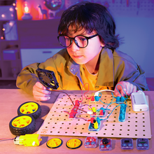 Cargar imagen en el visor de la galería, Juego de electrónica Circuit Explorer Basic – Hape
