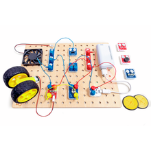 Cargar imagen en el visor de la galería, Juego de electrónica Circuit Explorer Basic – Hape
