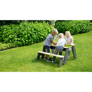 Sand and water table with Picnic and Aksent Bench