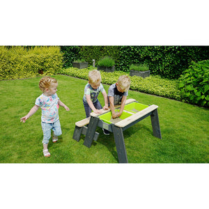 Sand and water table with Picnic and Aksent Bench