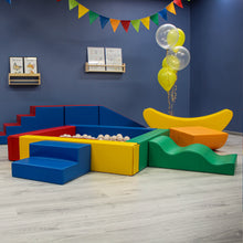 Carregar imatge al visor de la galeria, Parc infantil de blocs d´escuma amb piscina de boles - Iglu Party Multi color
