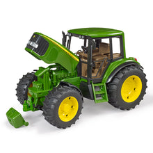 Carregar imatge al visor de la galeria, Tractor de joguina John Deere 6920 amb carregador frontal
