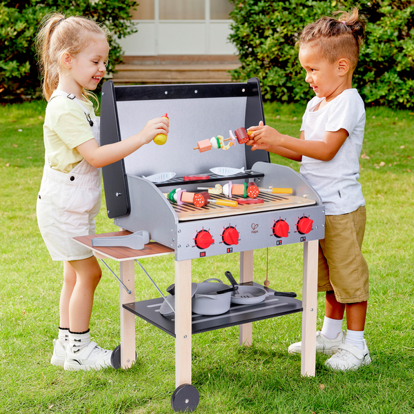 Barbacoa infantil de madera Gourmet Grill Hape con accesorios