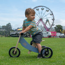 Carregar imatge al visor de la galeria, Bicicleta d&#39;equilibri i tricicle de fusta 2 en 1 Tiny Tot Plus - Blau Pissarra

