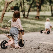 Cargar imagen en el visor de la galería, Bicicleta de equilibrio y triciclo de madera 2 en 1 Tiny Tot Plus - Rosa
