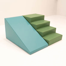 Carregar imagem no visualizador da galeria, Bloques de Espuma para Psicomotricidade Escada e Escorrega - Verde
