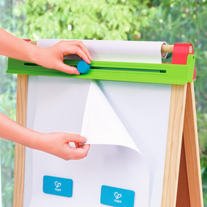 Pizarra para pintar el Pequeño Artista de Hape con accesorios