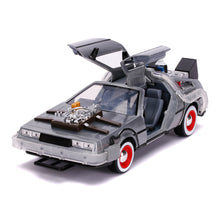 Cargar imagen en el visor de la galería, Coche DeLorean Time Machine – Regreso al Futuro III – Jada Toys

