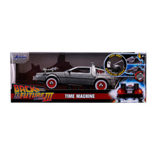 Cargar imagen en el visor de la galería, Coche DeLorean Time Machine – Regreso al Futuro III – Jada Toys
