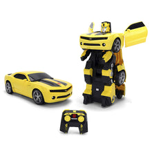 Load image into Gallery viewer, Coche Radiocontrol Transformers Bumblebee Convertible – Jada Toys
