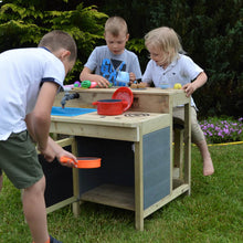 Load image into Gallery viewer, Cocina Infantil Exterior Wendi Kitchen Bar con Taburetes
