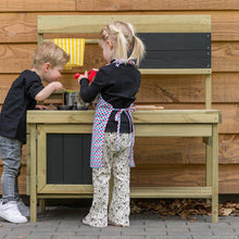 Load image into Gallery viewer, Cocinita infantil de madera para exterior Kitchen Swing King
