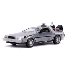 Carregar imagem no visualizador da galeria, DeLorean Regreso al Futuro Metálico Escala 1:24
