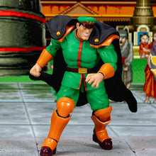 Cargar imagen en el visor de la galería, Figura de acción M. Bison de Street Fighter II
