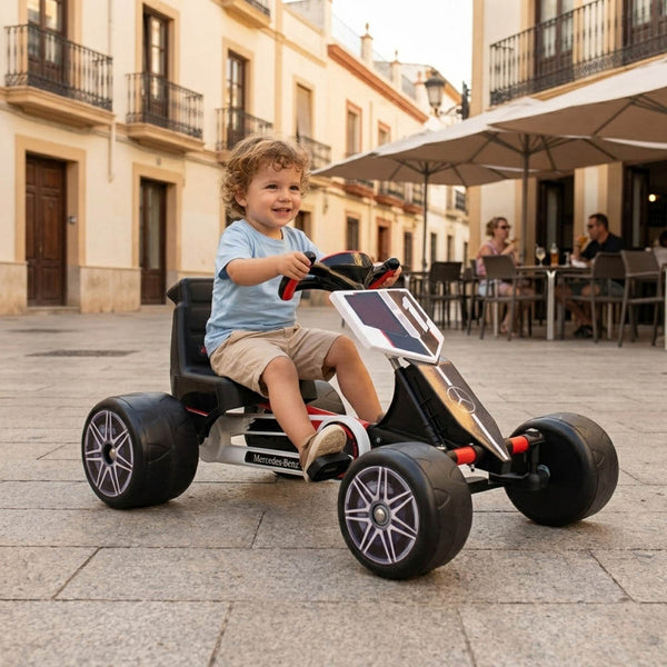Go-Kart a Pedales Mercedes-Benz Special Injusa Negro